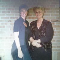 Tracy Kuhn Photo 19