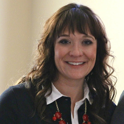 Ellen Lewis Photo 39