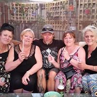 Sharon Hennessy Photo 16