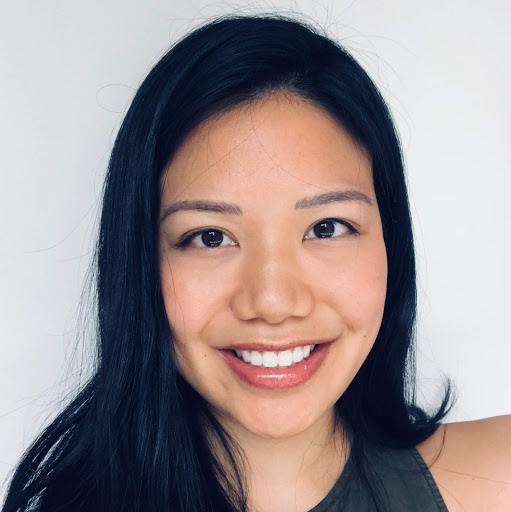 Genevieve Chow Photo 17