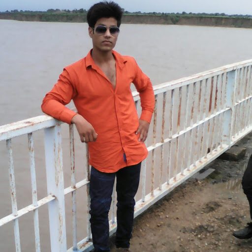 Arif Husain Photo 14