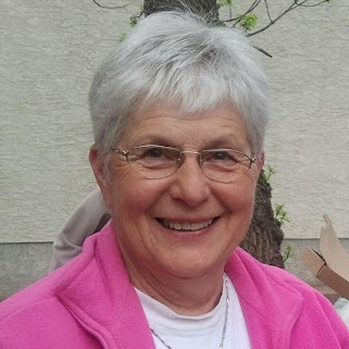 Lorraine Martin Photo 35