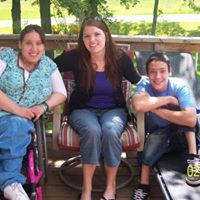 Holly Gray Photo 32