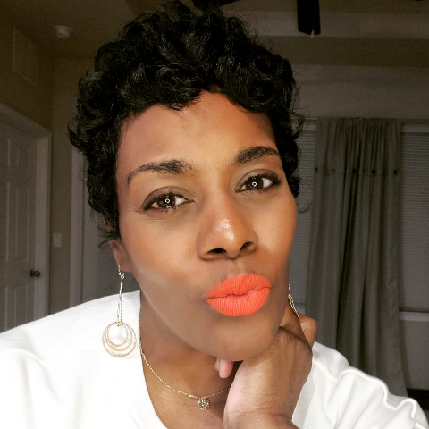 Renee Harris Photo 9