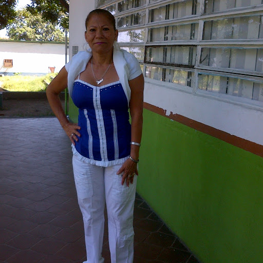 Pura Rodriguez Photo 15