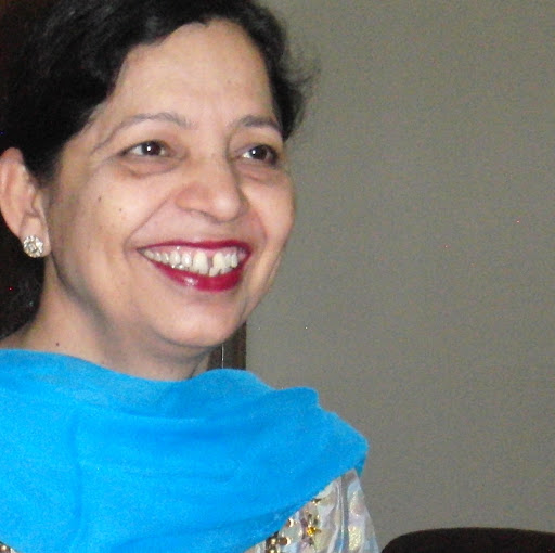 Asha Chopra Photo 12