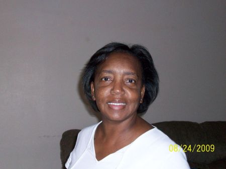 Rachel Hamilton Photo 29