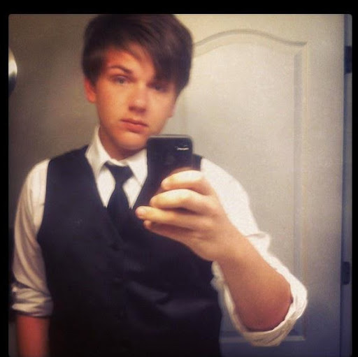 Joseph Tyler Photo 38