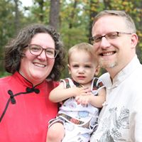 Beth Nichols Photo 15