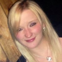 Samantha Stirling Photo 7