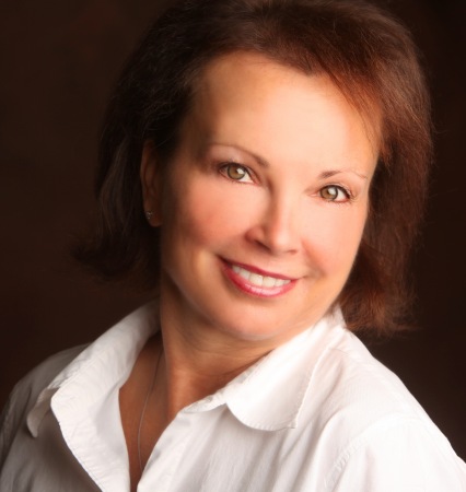 Marie Moore Photo 30