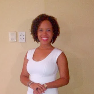 Lynn Edwards Photo 17