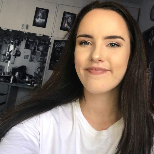 Rebecca Calvert Photo 24