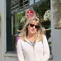 Sandy Hendricks Photo 34