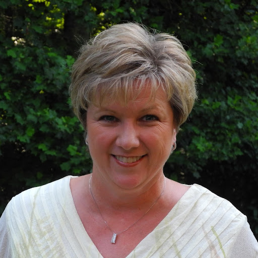 Janet Cox Photo 4