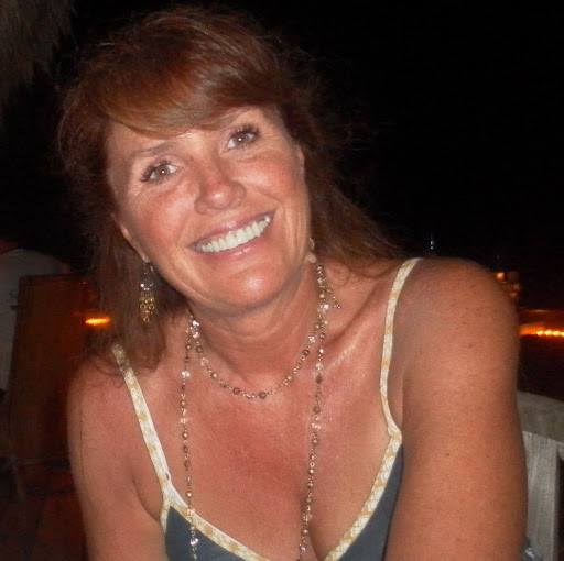 Lisa Hendricks Photo 13