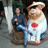 Rolando Robledo Photo 12