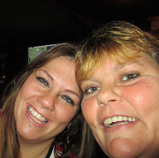 Janice Reynolds Photo 17