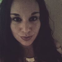 Adriana Parada Photo 15
