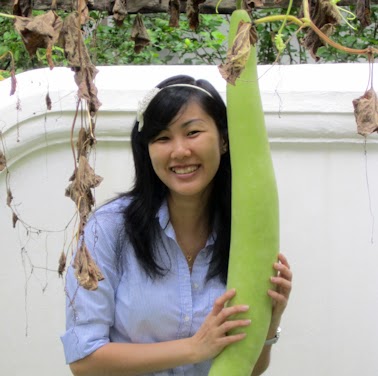 Julie Hoang Photo 6
