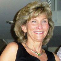 Suzanne Ellis Photo 21