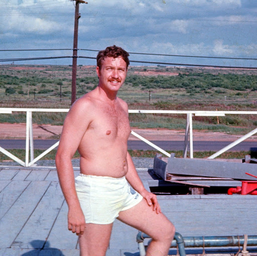 Gordon Walker Photo 13