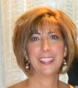 Elizabeth Walsh Photo 10