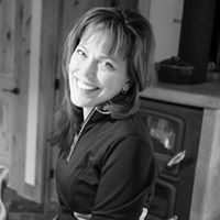 Lori Weigel Photo 13