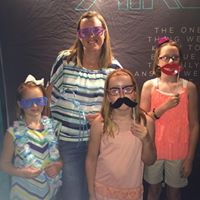 Karen Stringer Photo 32