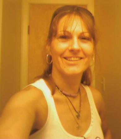Carolyn Simpson Photo 37