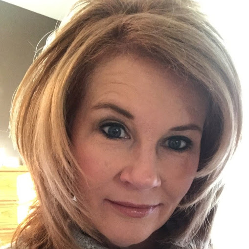 Michele Small Photo 18
