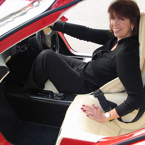 Donna Farrell Photo 6