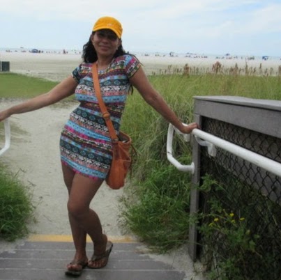Angela Becker Photo 11