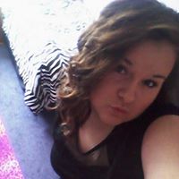 Tia Cook Photo 28