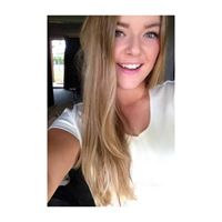 Elizabeth Sharp Photo 19