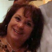 Loretta Rowe Photo 17