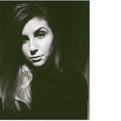 Jessica Burt Photo 9