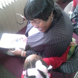 Renee Hart Photo 18