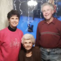 Debra Howard Photo 21
