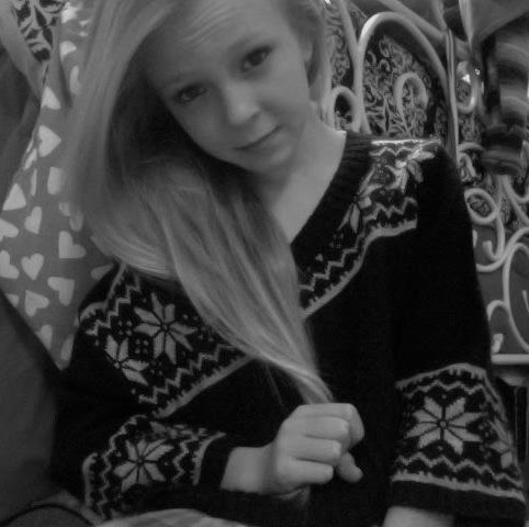 Leah Paul Photo 9