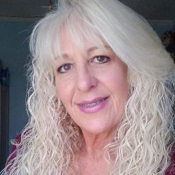Carol Ray Photo 16
