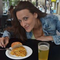 Laura Robledo Photo 40