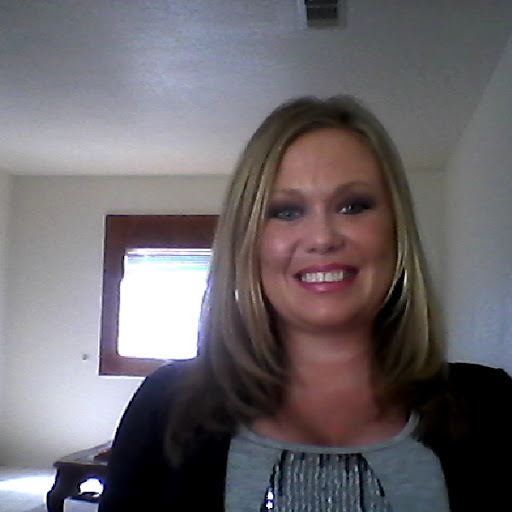 Jennifer Hanks Photo 15
