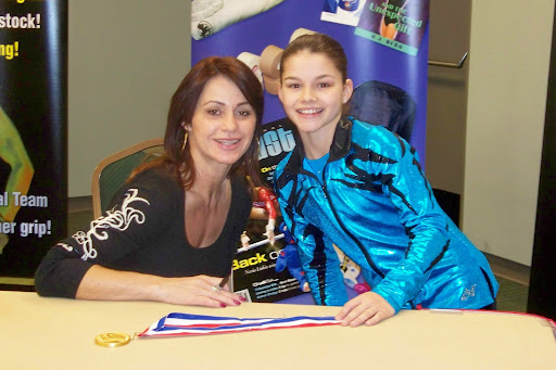 Mary Nicholson Photo 36