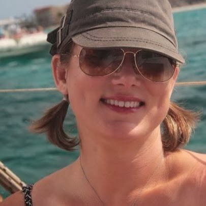 Michelle Stuart Photo 38