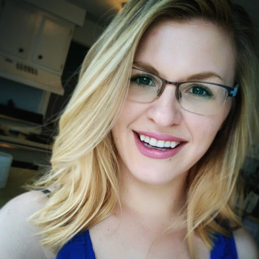 Anna Blake Photo 31