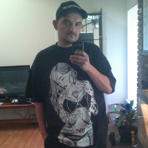Raymond Rios Photo 17