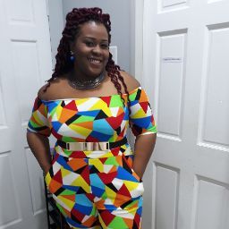 Renee King Photo 25