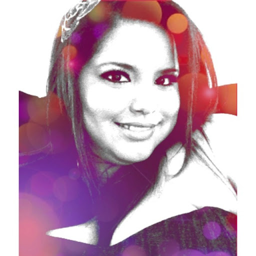 Dulce Gonzalez Photo 29