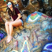 Elizabeth Pruitt Photo 38